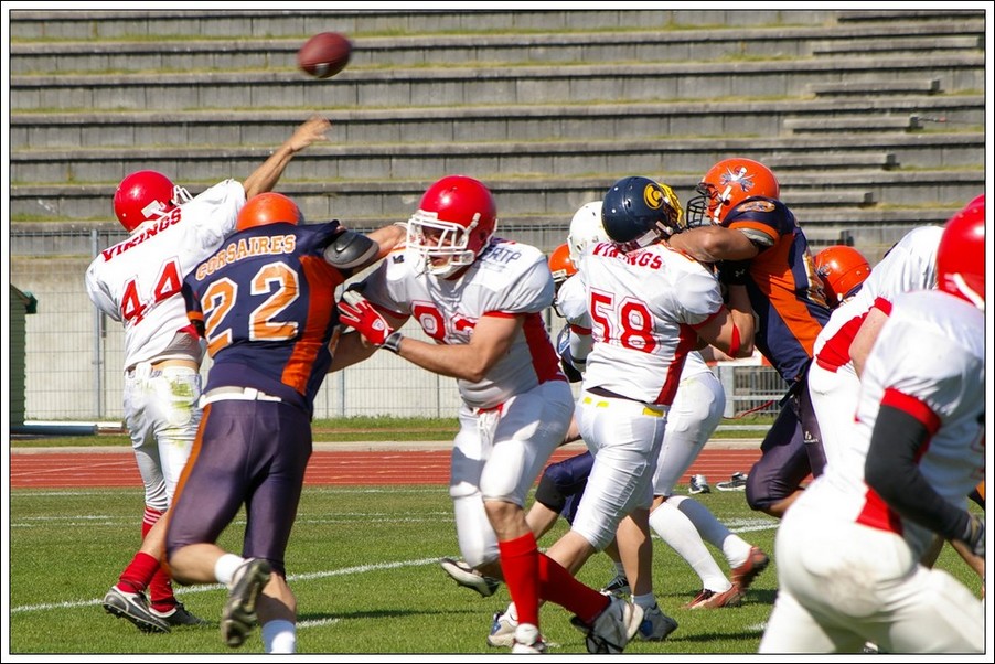 Corsaire vs Vikings de Lille: qb en mouvement 04